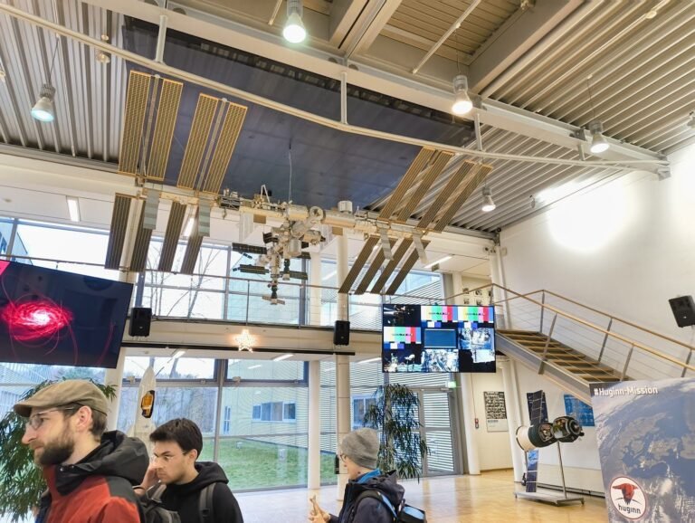 DLR Cologne 2025: visitor hall