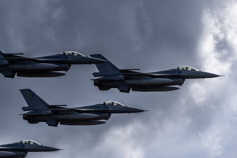Sanicole Airshow 2025: F-16 formation