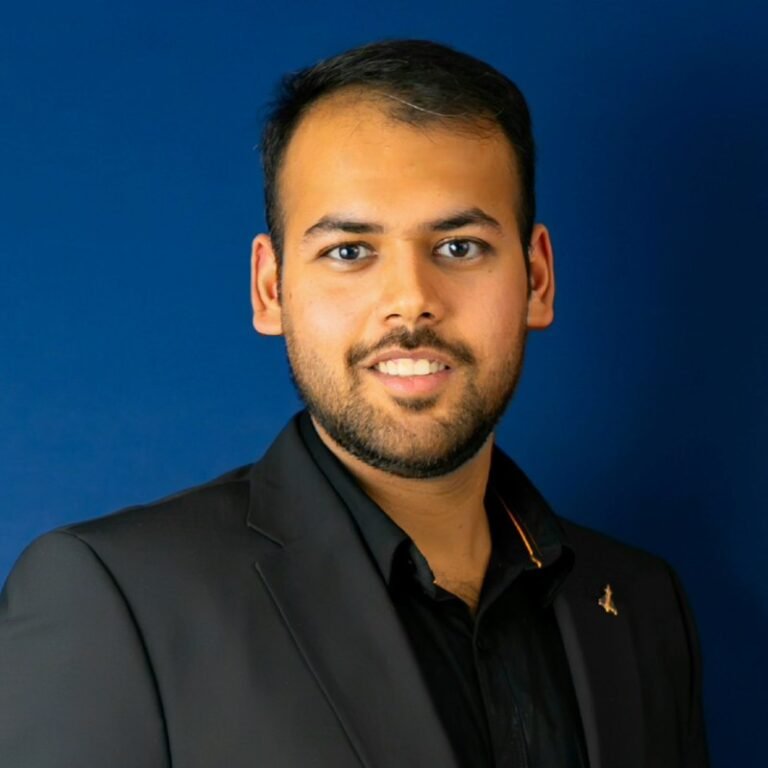 Portrait of Aniket Saxena
